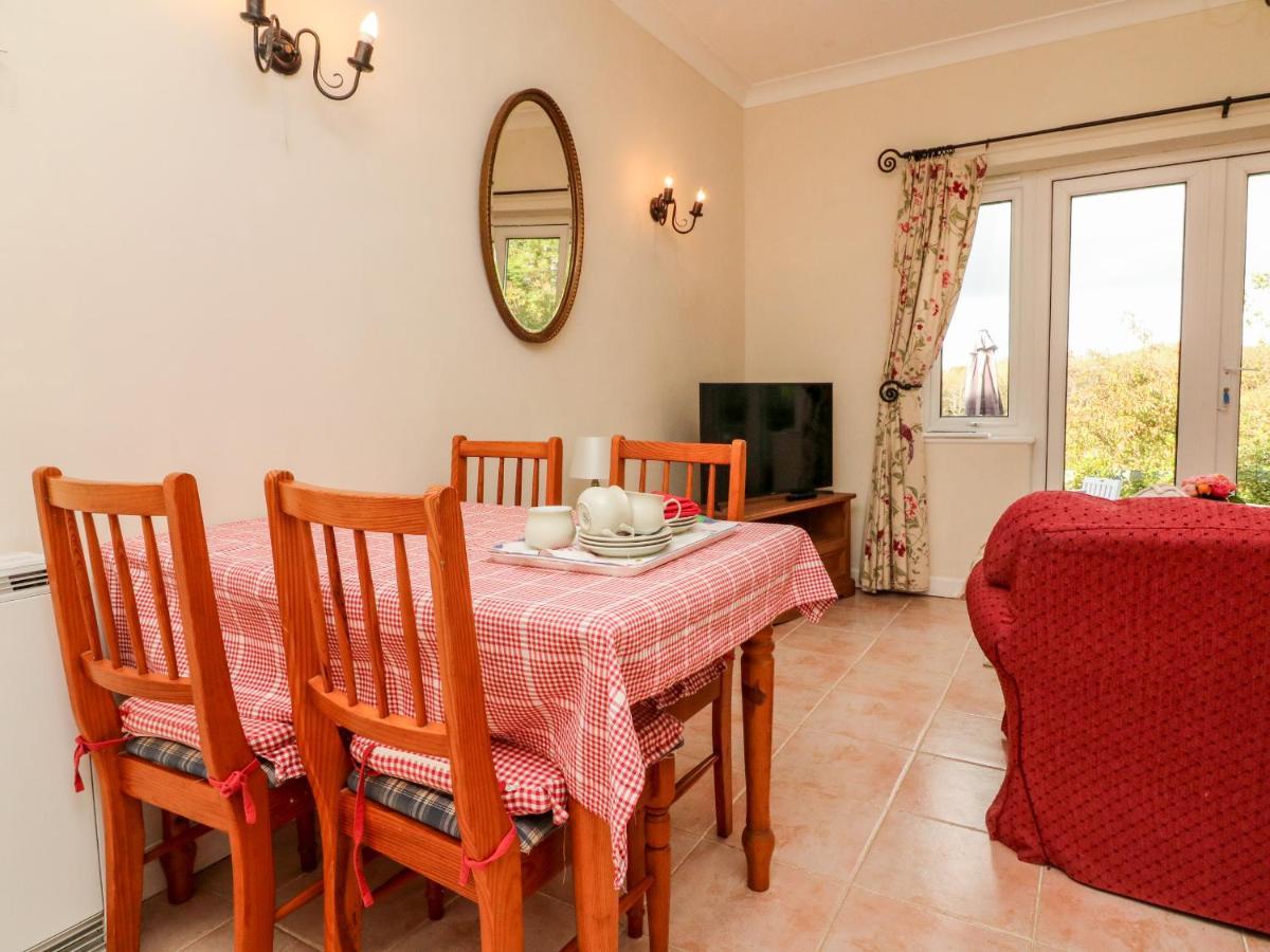 Claire'S Cottage Poughill  Luaran gambar