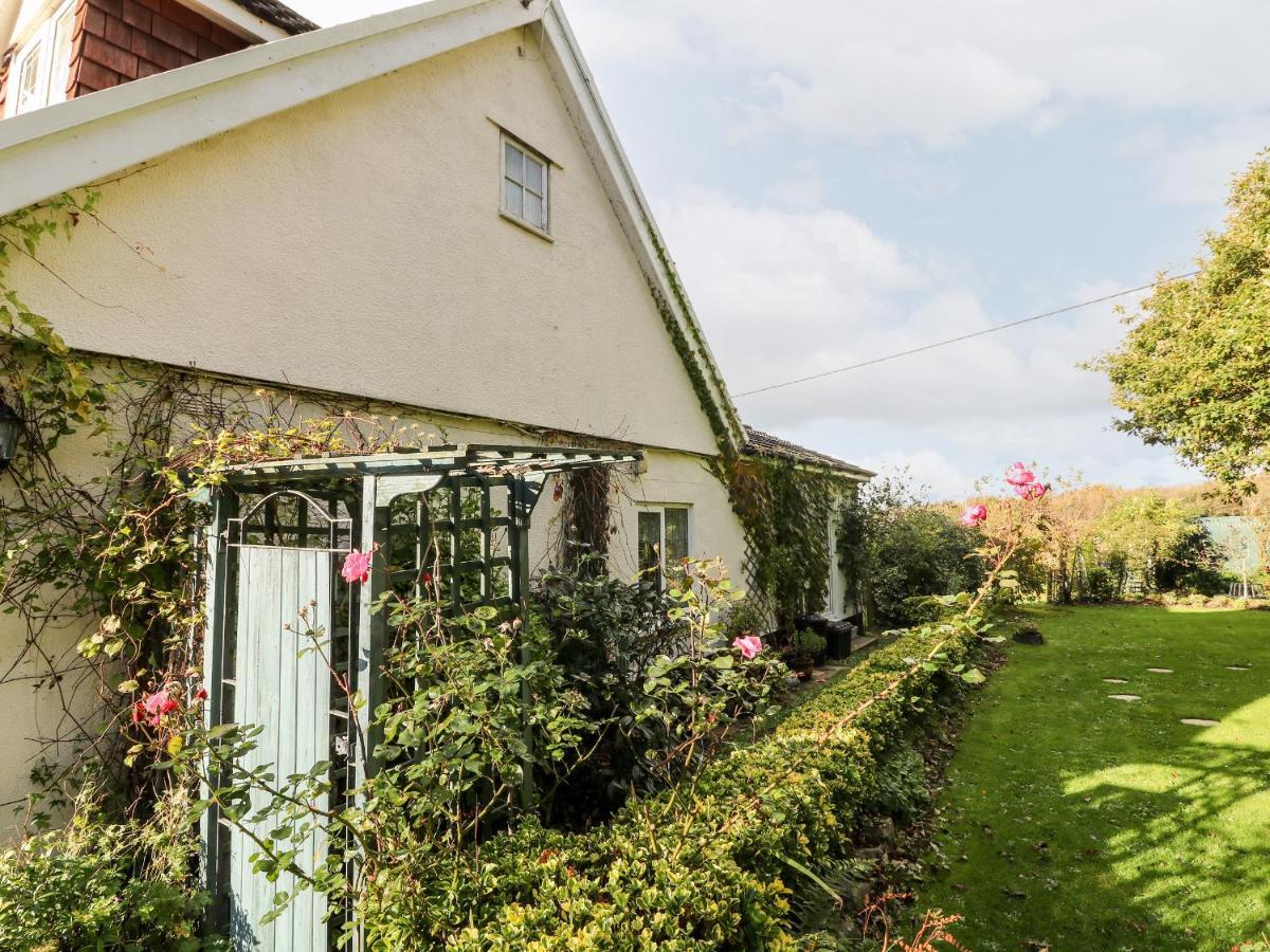 Claire'S Cottage Poughill  Luaran gambar